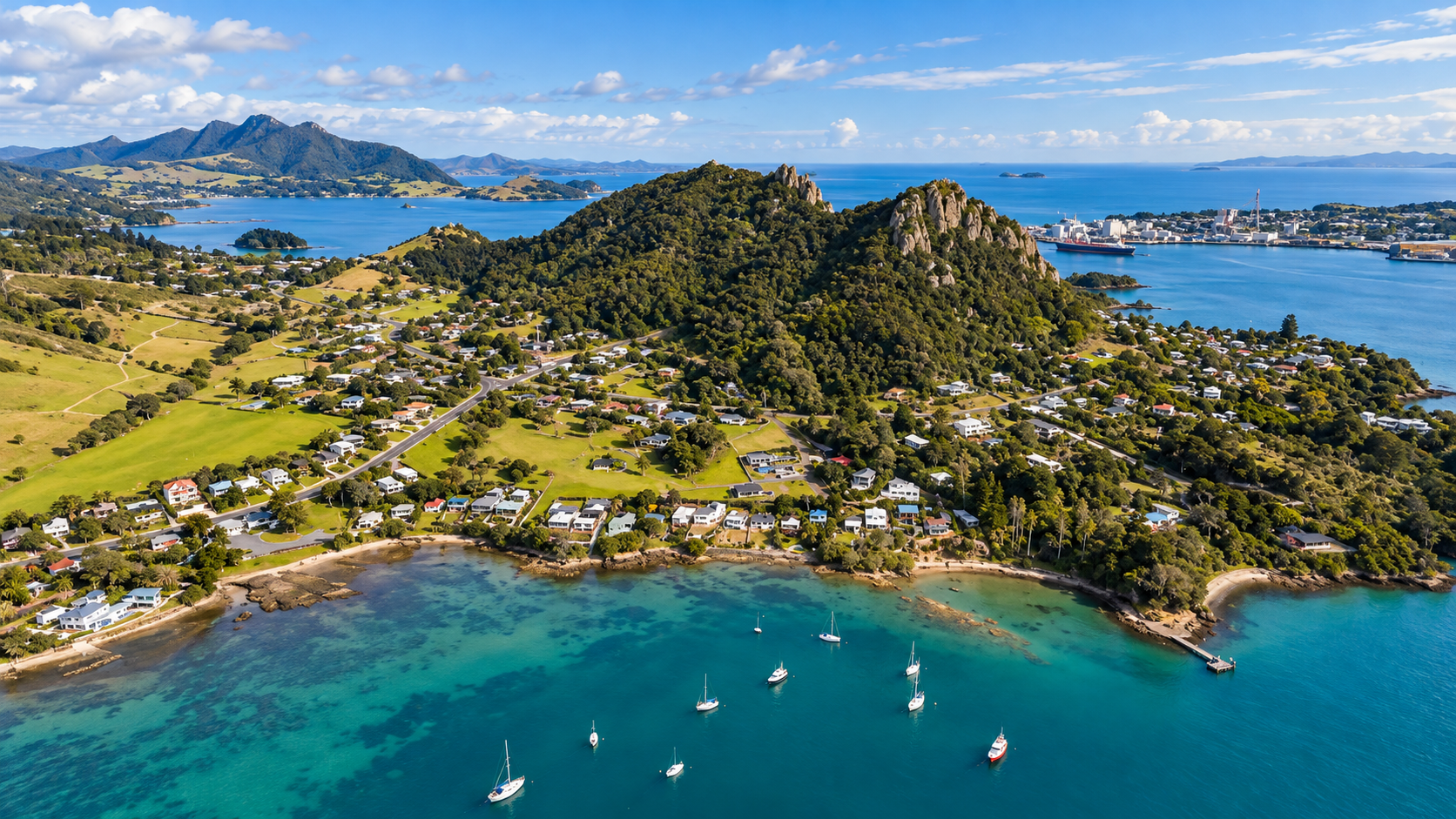 Whangarei, McLeod Bay: Fergie buoy